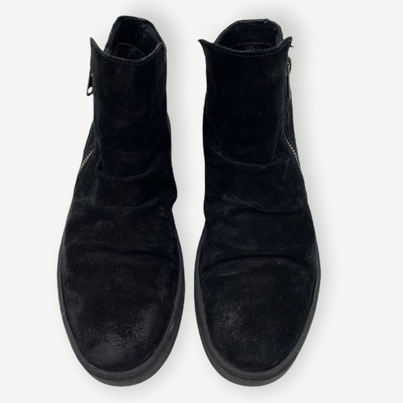 born scone sneaker boot